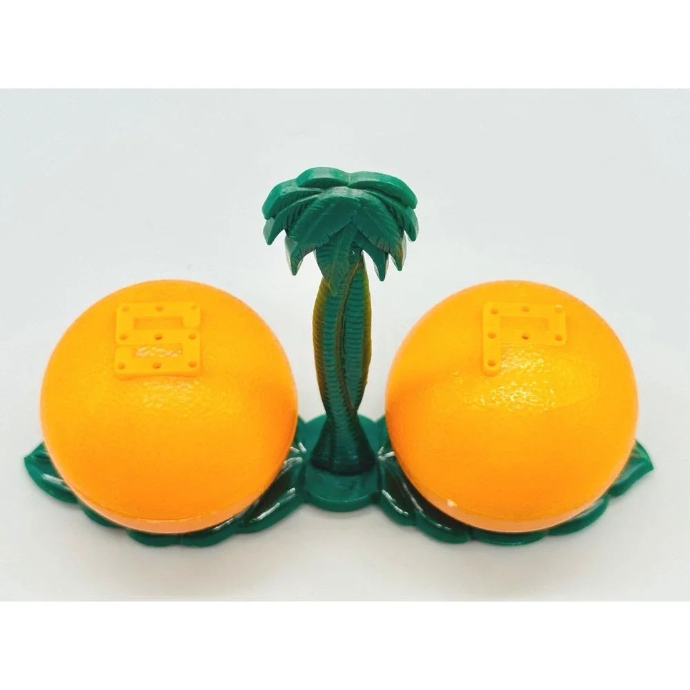 Beacon Orange Palm Tree Plastic Salt Pepper Shakers USA Tropical Kitsch